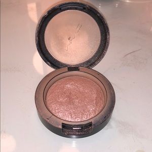 Mac blush in talk of the town